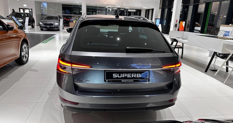 Skoda Superb cena 196740 przebieg: 4, rok produkcji 2024 z Śmigiel małe 67